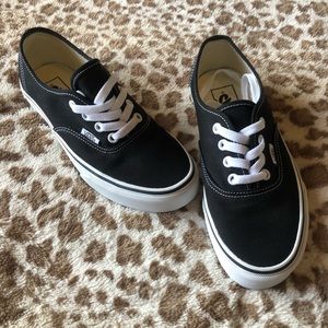 🚨 Sold Vans Sneakers